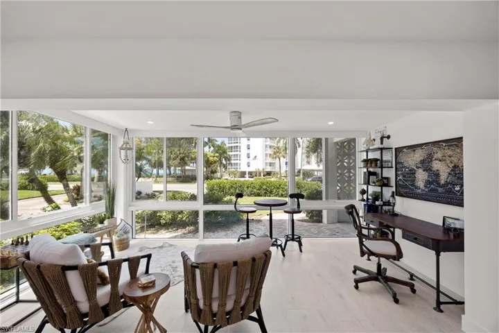2100  Gulf Shore N BLVD, Naples, FL 34102