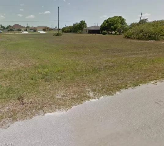 106 NE 12th TER, CAPE CORAL FL 33909