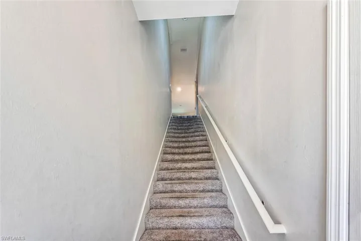 6960 Avalon Cir 807, Naples, Florida 34112