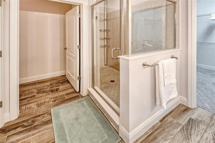 6960 Avalon Cir 807, Naples, Florida 34112