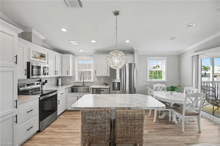 17770  Bryan  CT, Fort Myers Beach, FL 33931