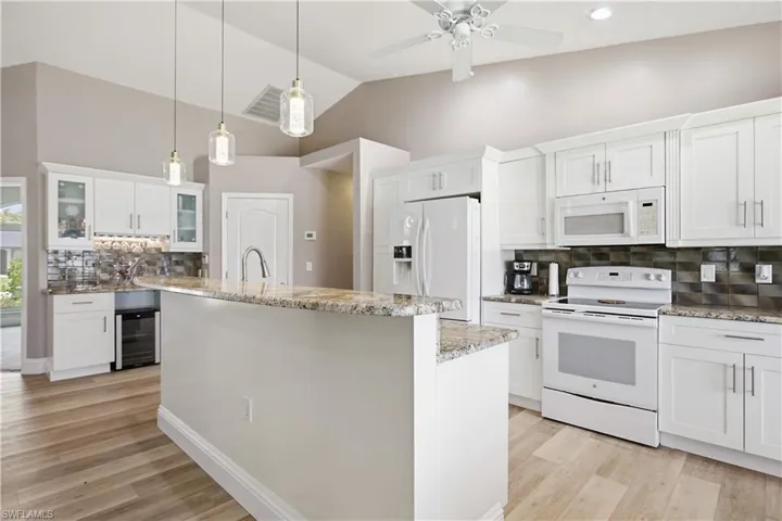 430 Sw 44th Ter, Cape Coral, Florida 33914