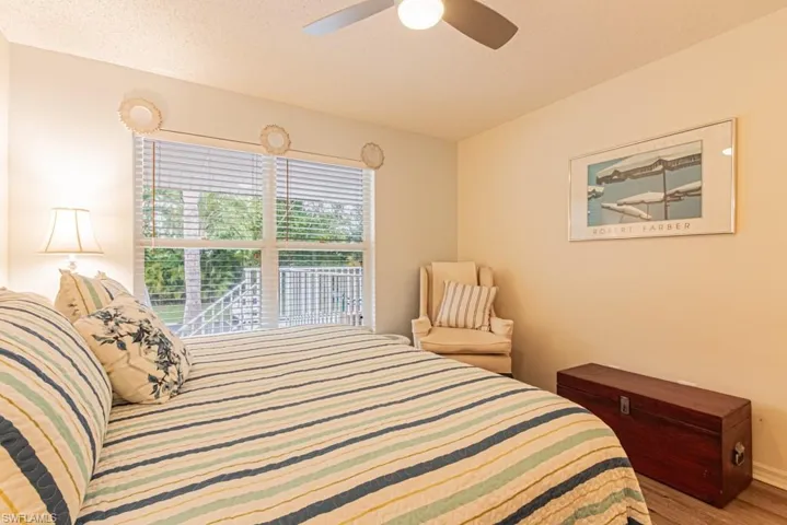 1310  Yesica Ann  CIR, Naples, FL 34110