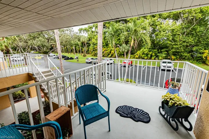 1310  Yesica Ann  CIR, Naples, FL 34110