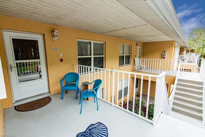 1310  Yesica Ann  CIR, Naples, FL 34110