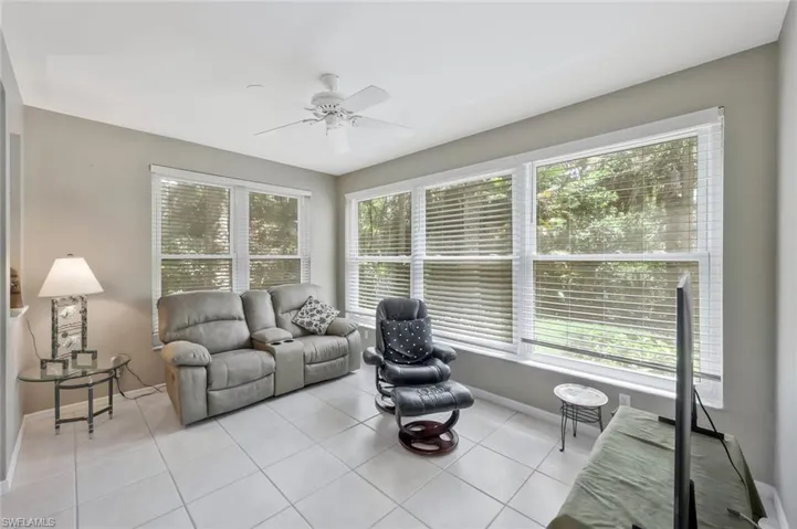 1340 Charleston Square Dr 101, Naples, Florida 34110
