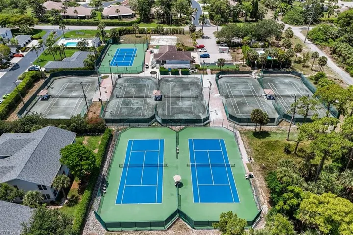 1340 Charleston Square Dr 101, Naples, Florida 34110