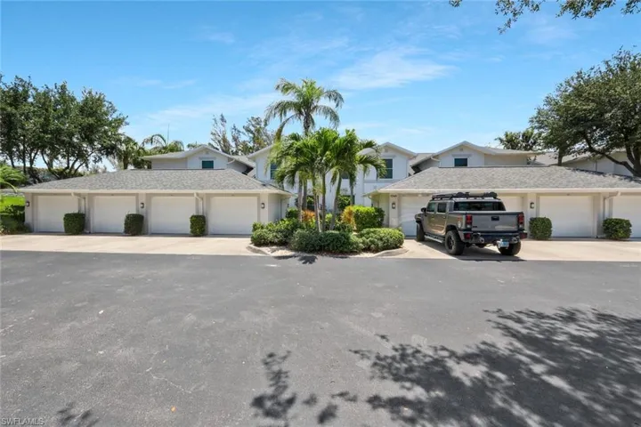1340 Charleston Square Dr 101, Naples, Florida 34110