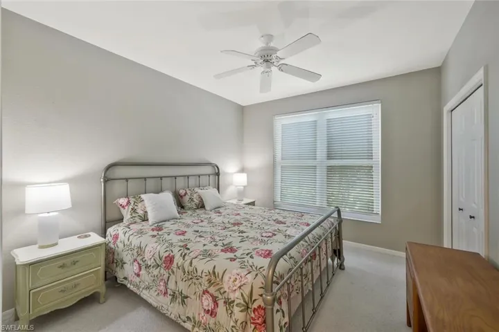 1340 Charleston Square Dr 101, Naples, Florida 34110