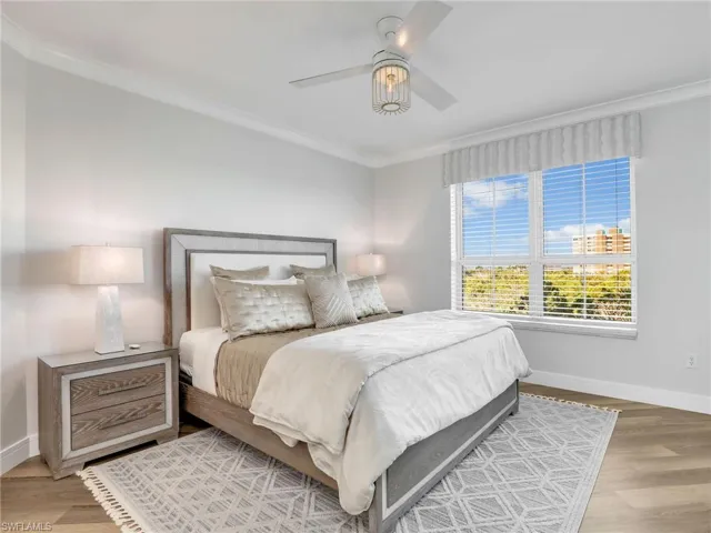 325  Dunes  BLVD, Naples, FL 34110