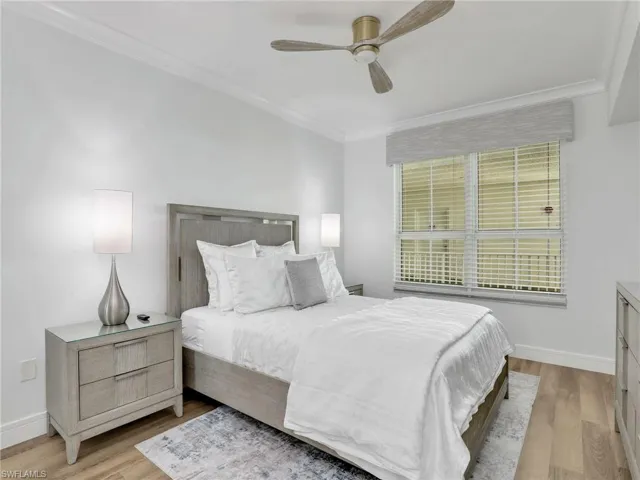 325  Dunes  BLVD, Naples, FL 34110