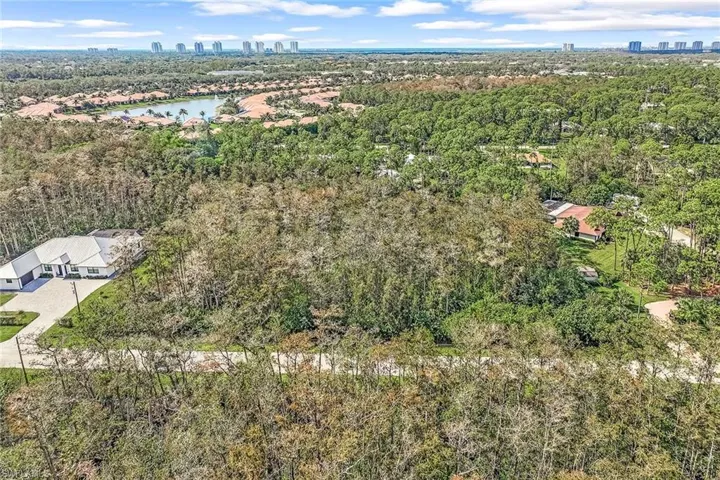25504  Busy Bee  DR, Bonita Springs, FL 34135
