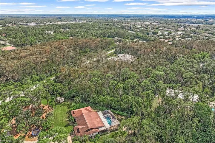 25504  Busy Bee  DR, Bonita Springs, FL 34135