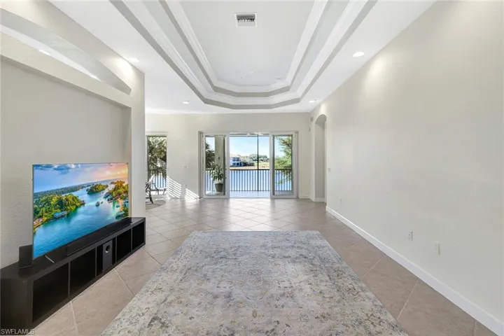 8759 Coastline Ct # 201, Naples Fl 34120