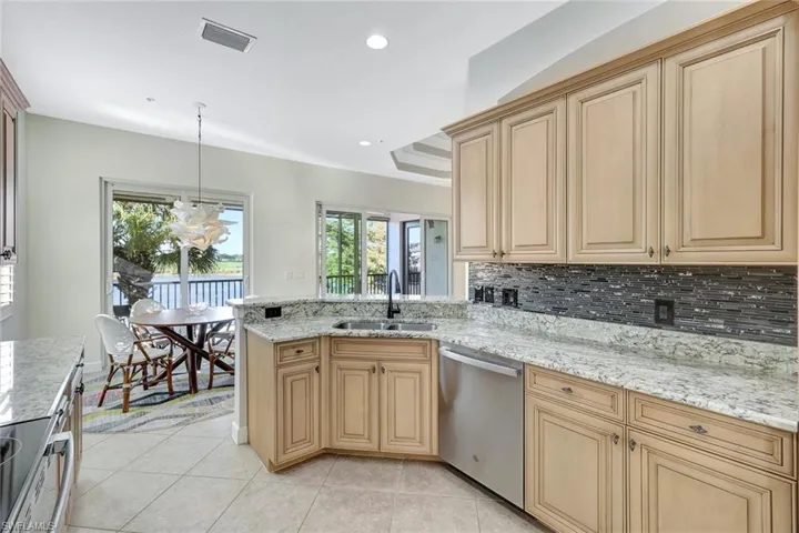 8759 Coastline Ct # 201, Naples Fl 34120