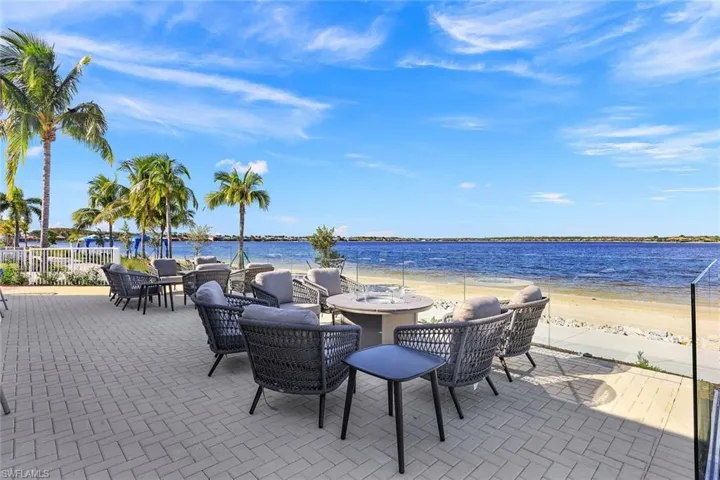 8759 Coastline Ct # 201, Naples Fl 34120