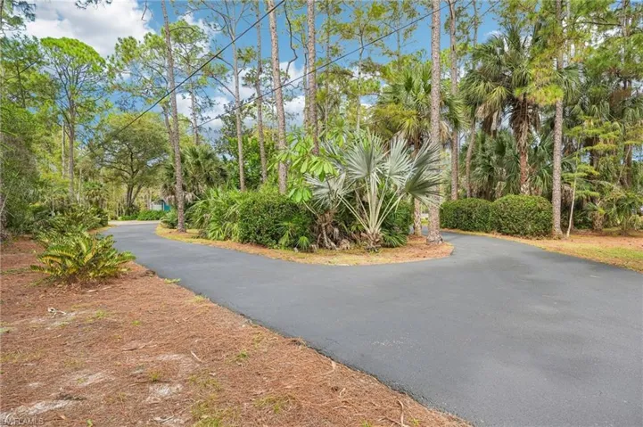 161 27th St Nw, Naples, Florida 34120