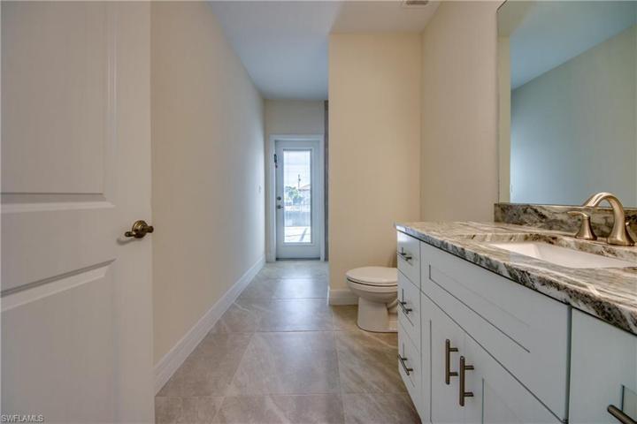 1507 NW 36th PL, CAPE CORAL FL 33914
