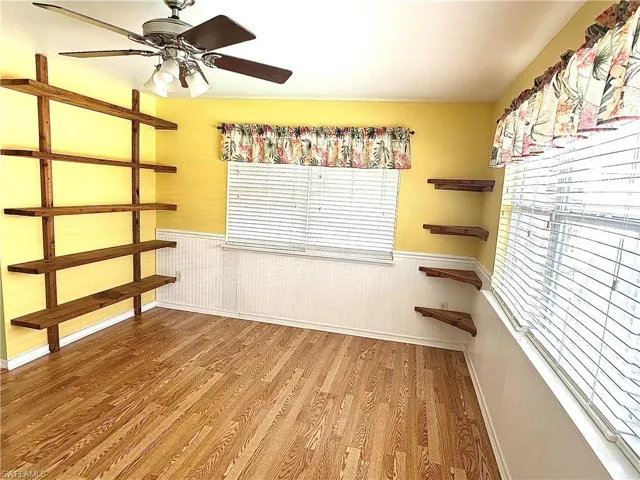 27565  Los Amigos  LN, Bonita Springs, FL 34135