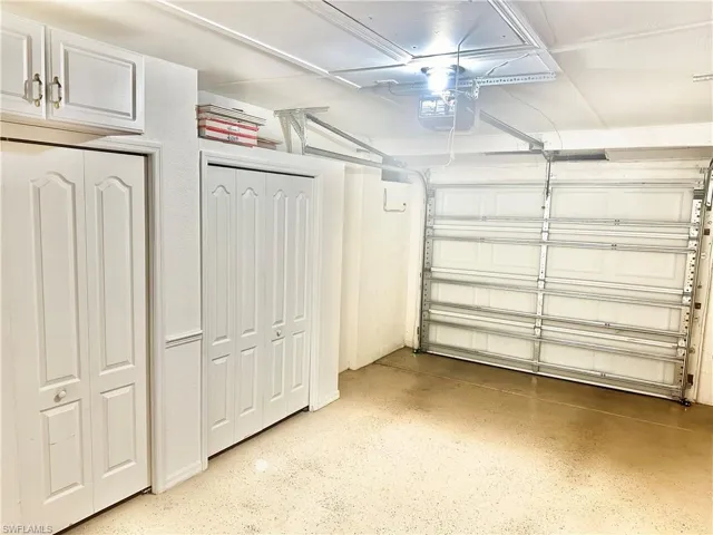 27565  Los Amigos  LN, Bonita Springs, FL 34135
