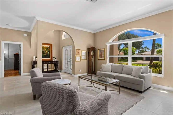 2127 Imperial Cir, Naples, Florida 34110
