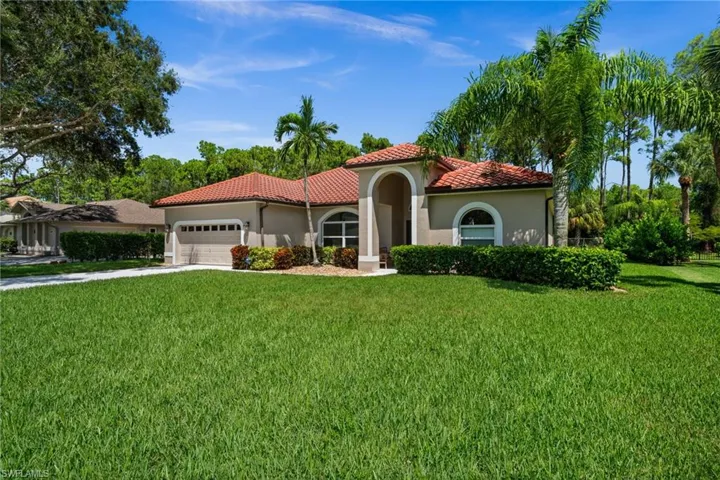 2127 Imperial Cir, Naples, Florida 34110
