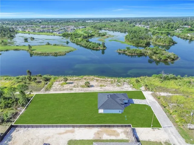 800 Pine Ave, Lehigh Acres, Florida 33972