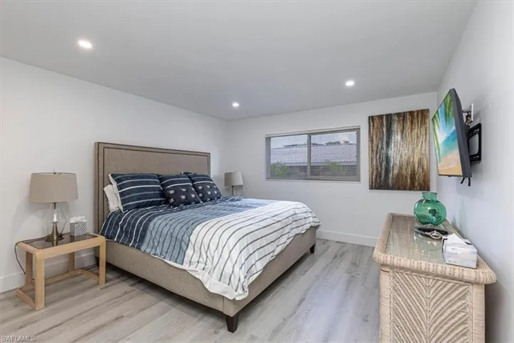 2100 Gulf Shore Blvd N 111, Naples, Florida 34102