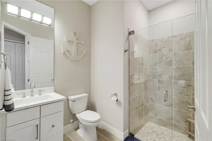 En-Suite Guest Bathroom