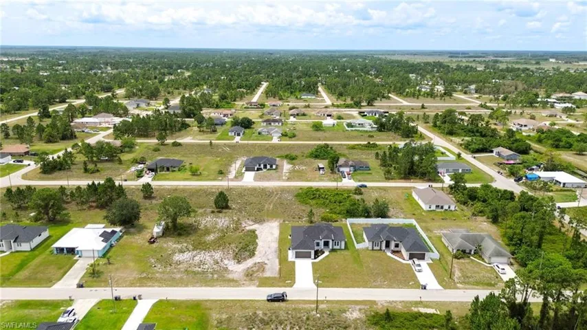 1142 E Eclipse St, Lehigh Acres, Florida 33974
