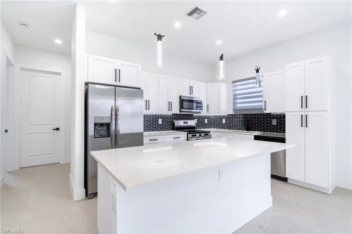 1142 E Eclipse St, Lehigh Acres, Florida 33974