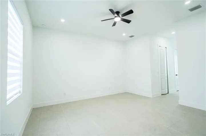 1142 E Eclipse St, Lehigh Acres, Florida 33974
