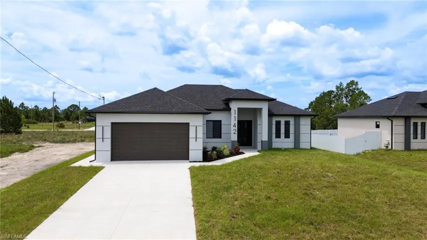 1142 E Eclipse St, Lehigh Acres, Florida 33974