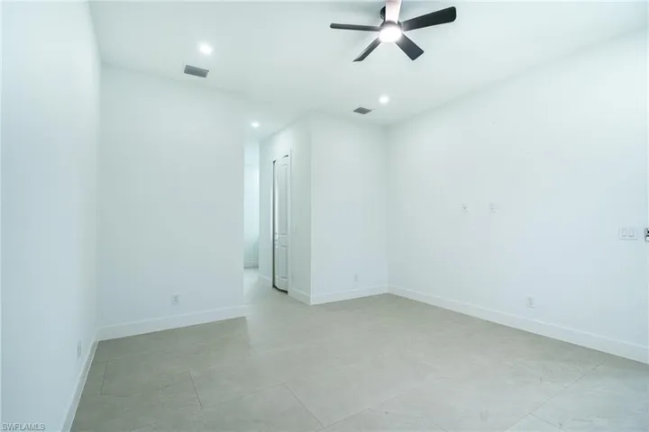 1142 E Eclipse St, Lehigh Acres, Florida 33974