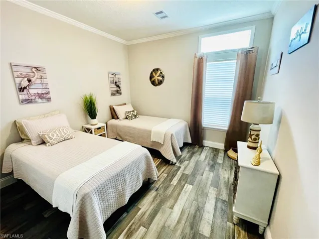 (Spare) Bedroom