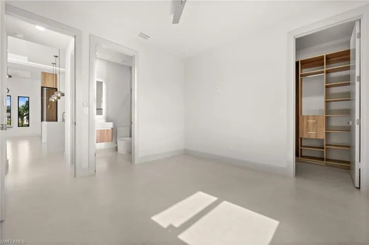 415 Nw 37 Ave 415, Cape Coral, Florida 33993