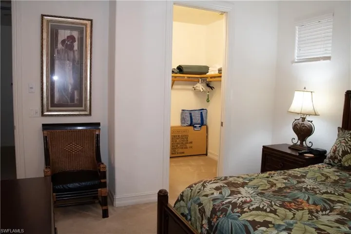 9085  Chula Vista  ST, Naples, FL 34113