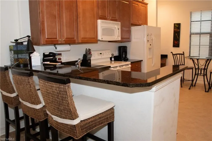 9085  Chula Vista  ST, Naples, FL 34113