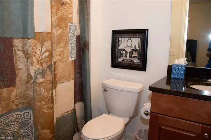 Bathtub in guest room
