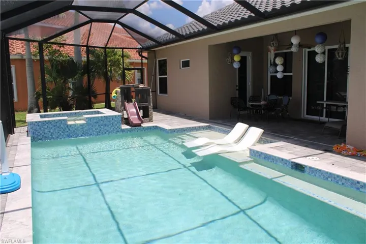 9947 Via San Marco Loop, Fort Myers, Florida 33905