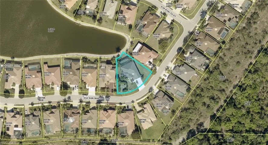 Beautiful waterfront home with private and peaceful views of the lake