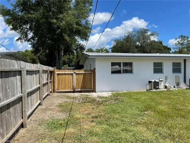 307  Belmont  DR, Palatka, FL 32117