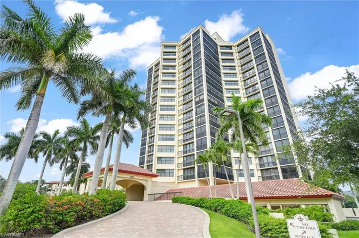 6000 Pelican Bay Blvd 1202, Naples, Florida 34108