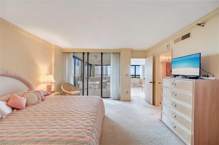 6000 Pelican Bay Blvd 1202, Naples, Florida 34108