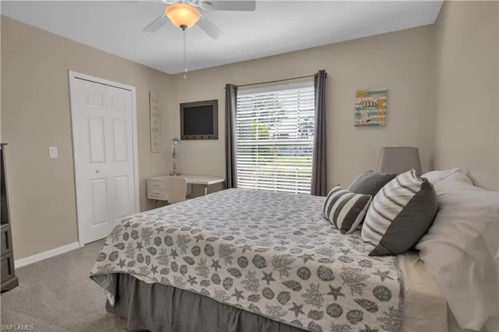 Queen Bed