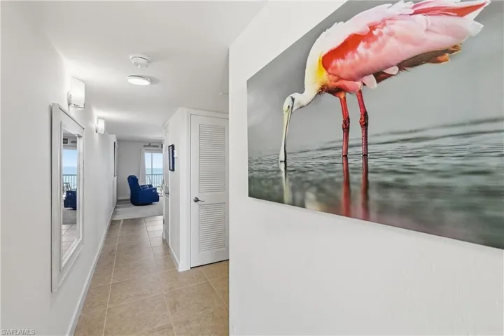 Entry way into the condo