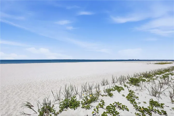 It doesn't get any better than this!  White Sugar Sand!