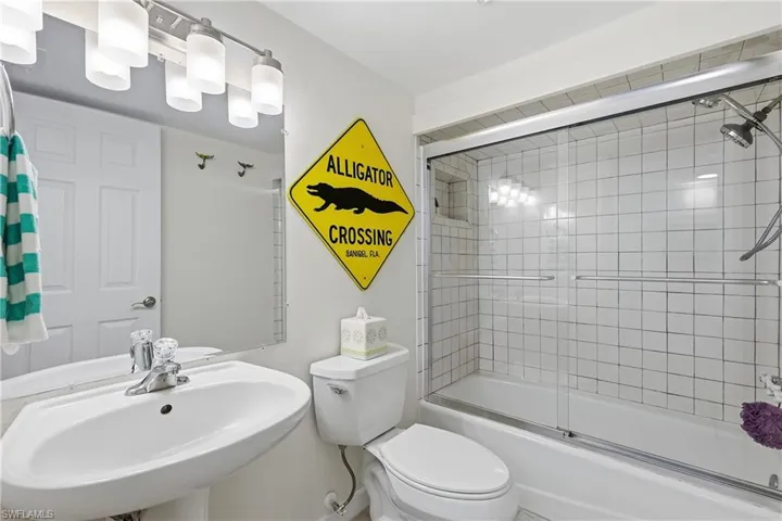 Bathroom with a tub/shower combo