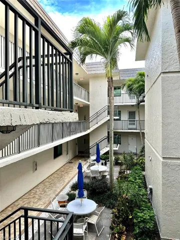 Courtyard Atrium adds private outdoor space