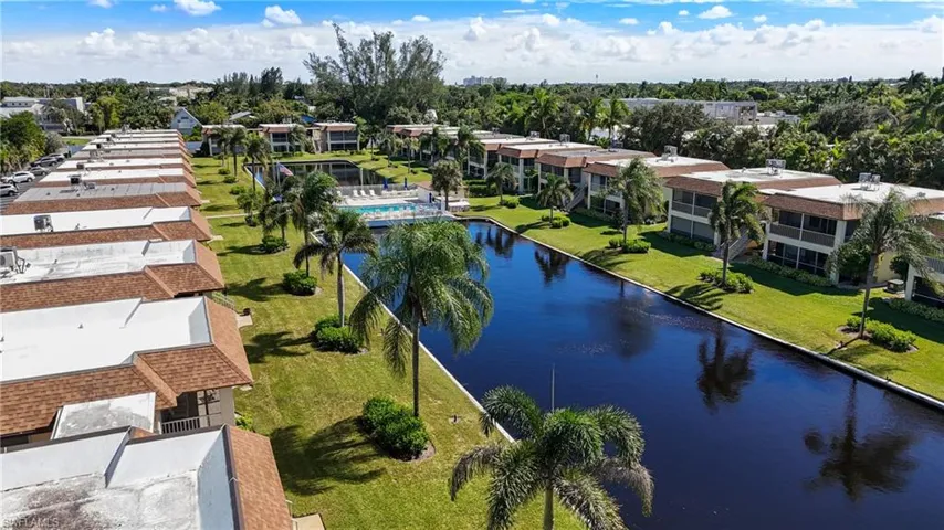 1155 Sandpiper St C4, Naples, Florida 34102
